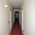 Hotel Sextum 3*