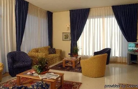 Hotel Sextum 3*