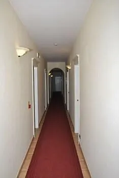 Hotel Sextum 3*