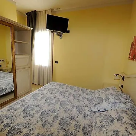 Sextum Hotel 3*
